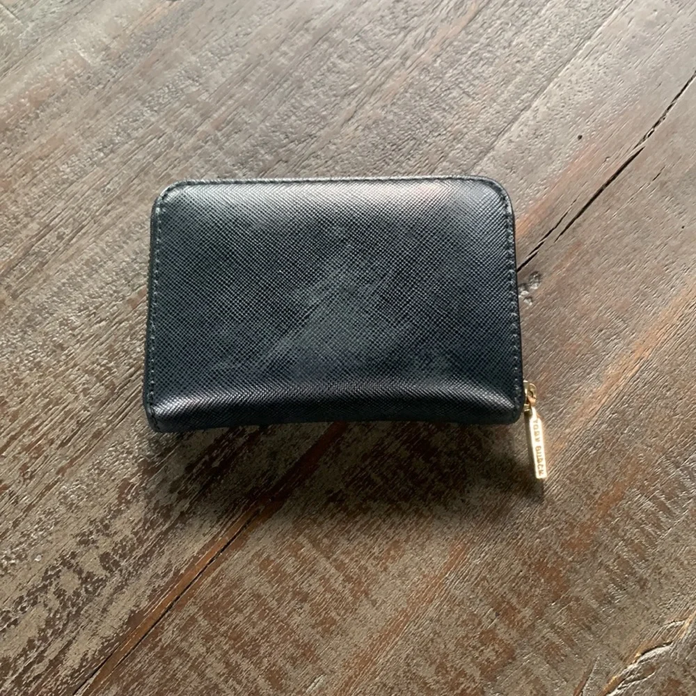 Tory Burch wallet, black, good condition!